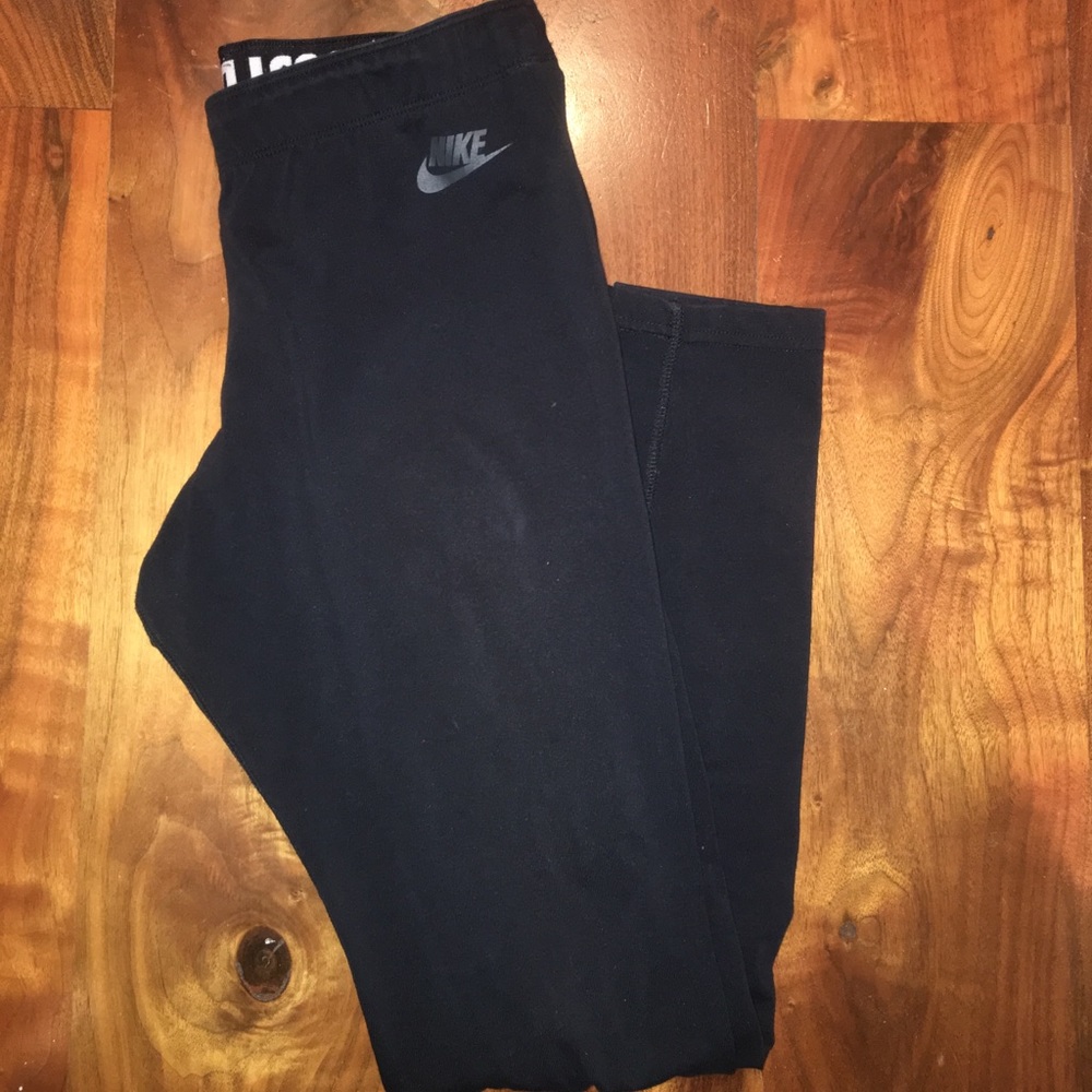 Nike leggings